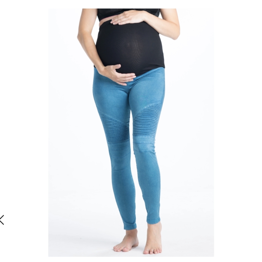 Billie Jean Moto Maternity Leggings. Preggo Leggings. Size XL. Blue.